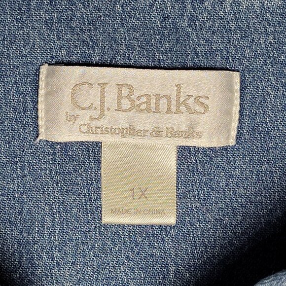C.J. Banks Womens Blue Denim Long Sleeve Button Up Embroidered Jacket Size 1X - Picture 4 of 13